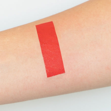 Long-lasting Matte Liquid Lipstick – Ruby — 7 ml